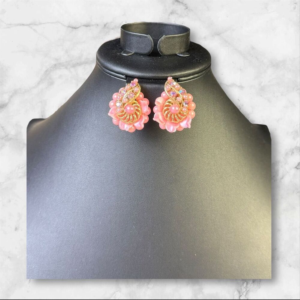 150. Vintage Pink Faux Pearl Floral Clip-On Earrings for Women